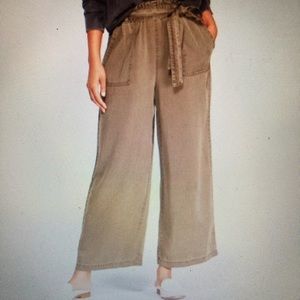 flowy paper bag pants